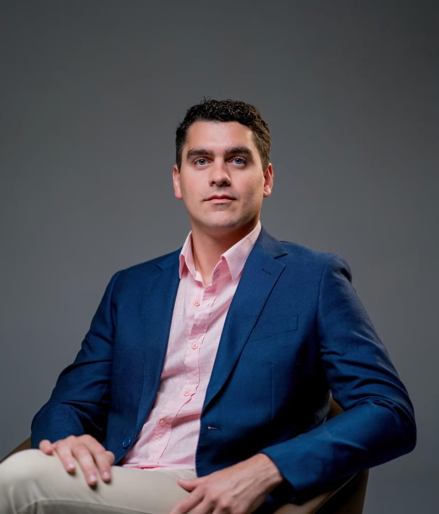 Dr. Fabio Batista