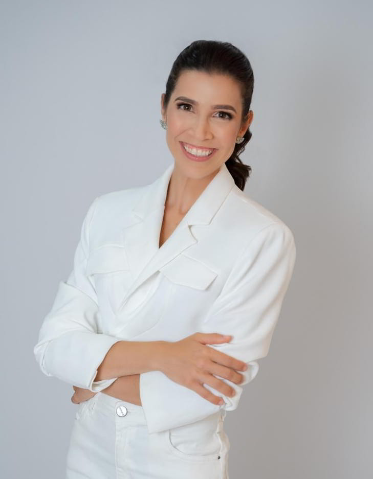 Dra. Larissa Dantas
